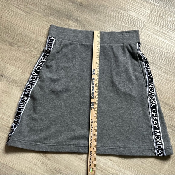 Cheap Monday Gray Women's Skirt - Picture 4 of 7